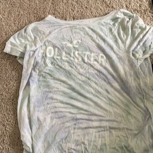 Holister tee